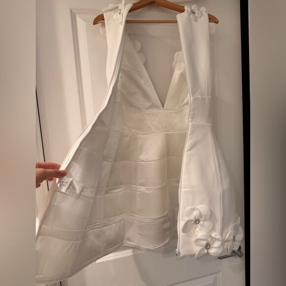 NWOT BRONX AND BANCO Estelle White Mini Dress , Elegant Floral Dress - Picture 16 of 16